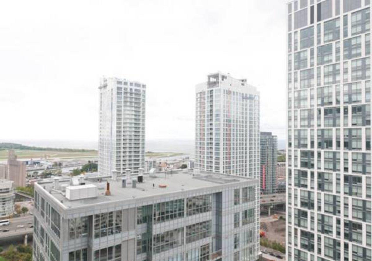 N2N Suites - Downtown Lake & City View Apartments Toronto Zewnętrze zdjęcie